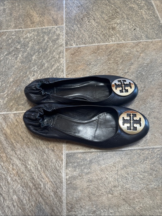 Tory Burch Shoes - Tory Burch Black Leather Logo Ballet Flats with Gold Emblem